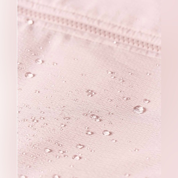 Lululemon Non-Stop Bomber Reversible Porcelain Pink Water Repellent Size 4 - Picture 4 of 16